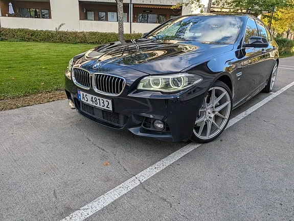 BMW 528I