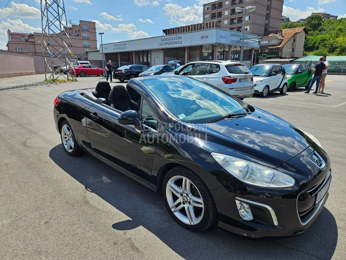 Peugeot 308 2013 photo 2