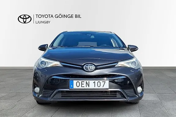 Toyota Avensis 2016 photo 5