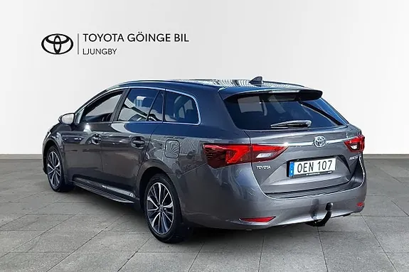Toyota Avensis 2016 photo 2