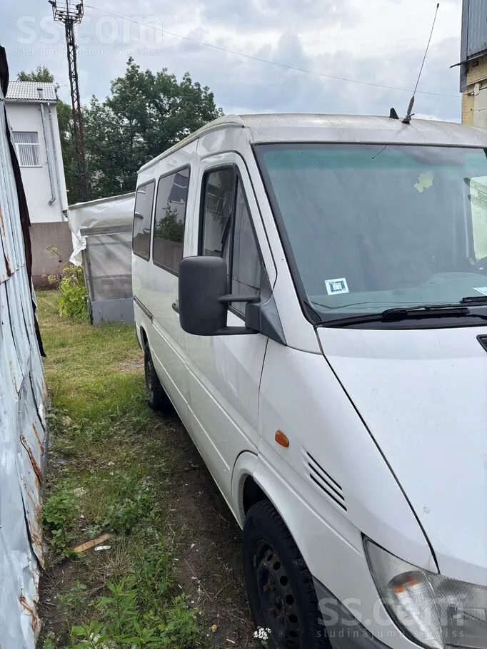 Mercedes-Benz Sprinter 2000 photo 4