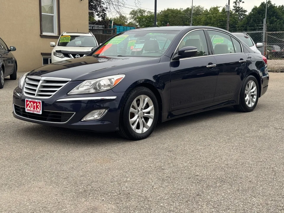 Hyundai Genesis 2013 photo 3