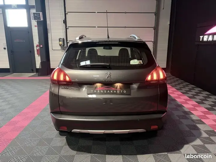 Peugeot 2008 2017 photo 5