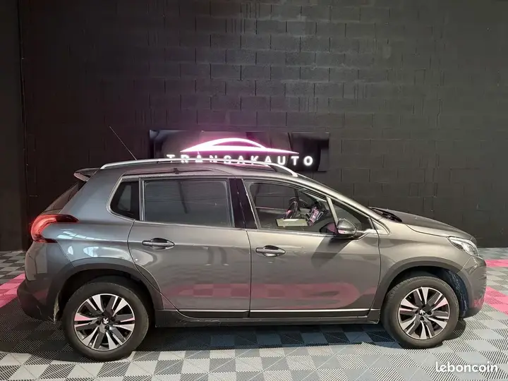 Peugeot 2008 2017 photo 4