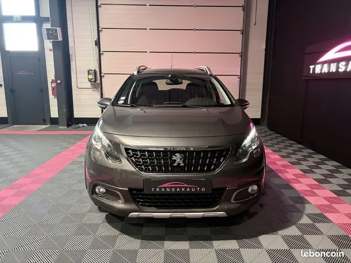 Peugeot 2008 2017 photo 2