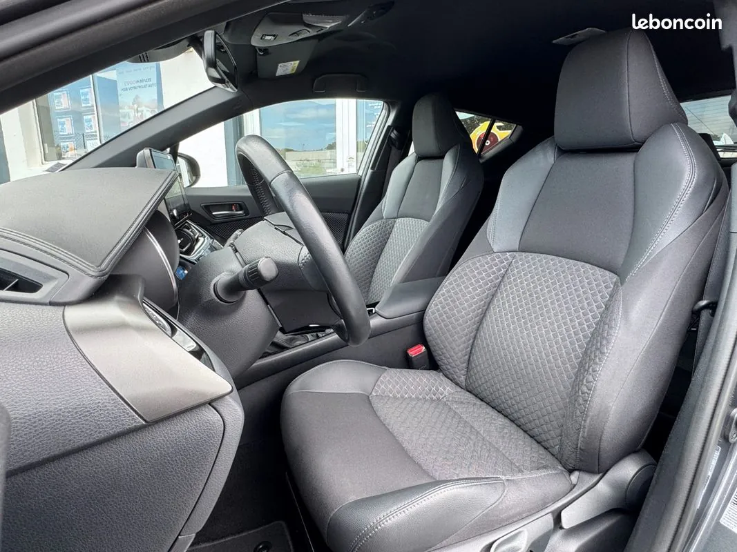 Toyota C-Hr 2022 photo 5