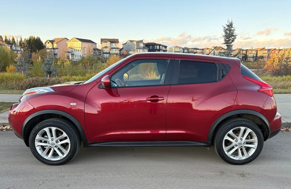 Nissan Juke 2013 photo 2