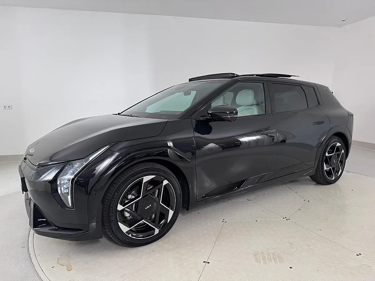 Kia Ev4 2026 photo 2