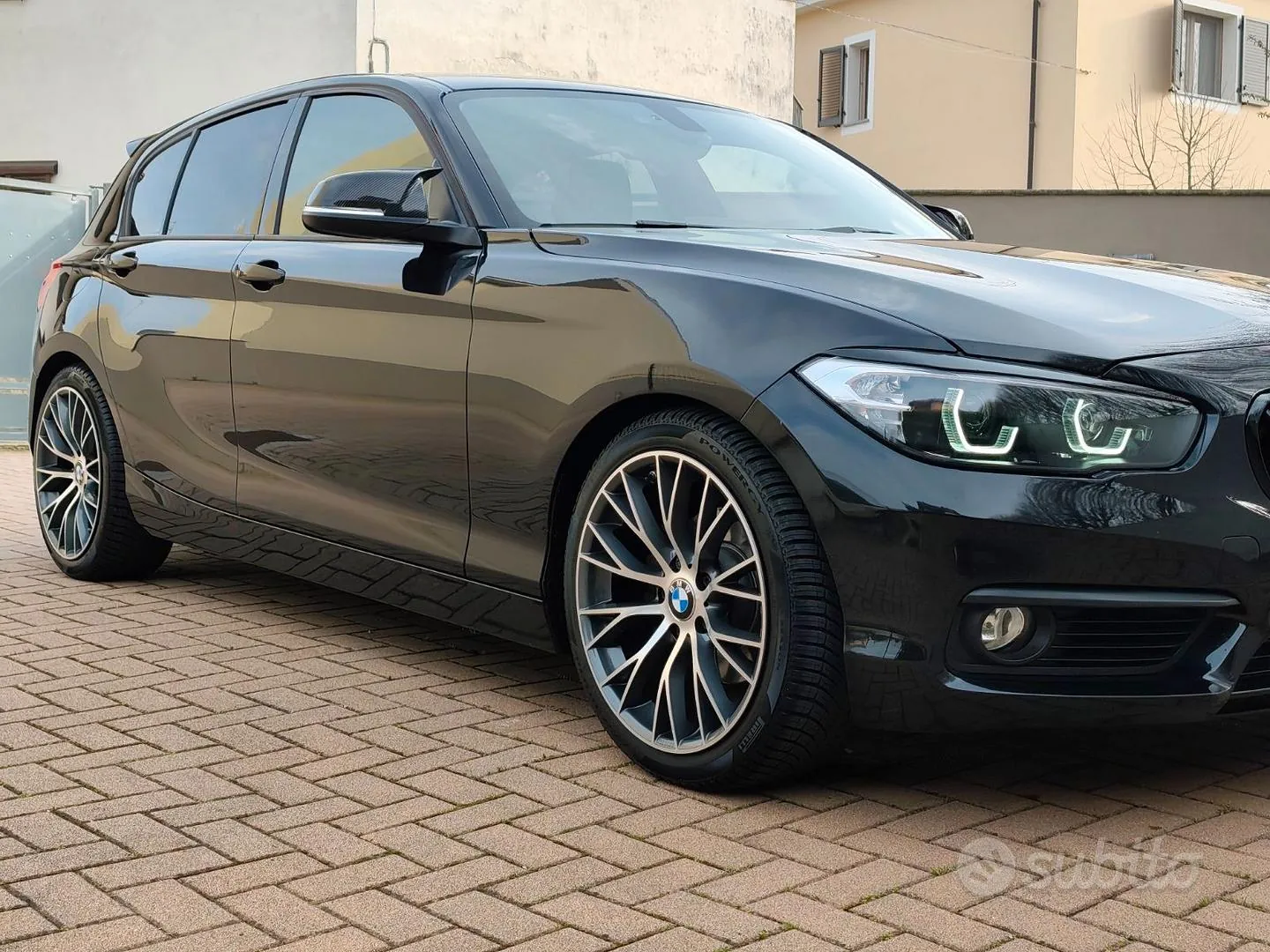 BMW 120I