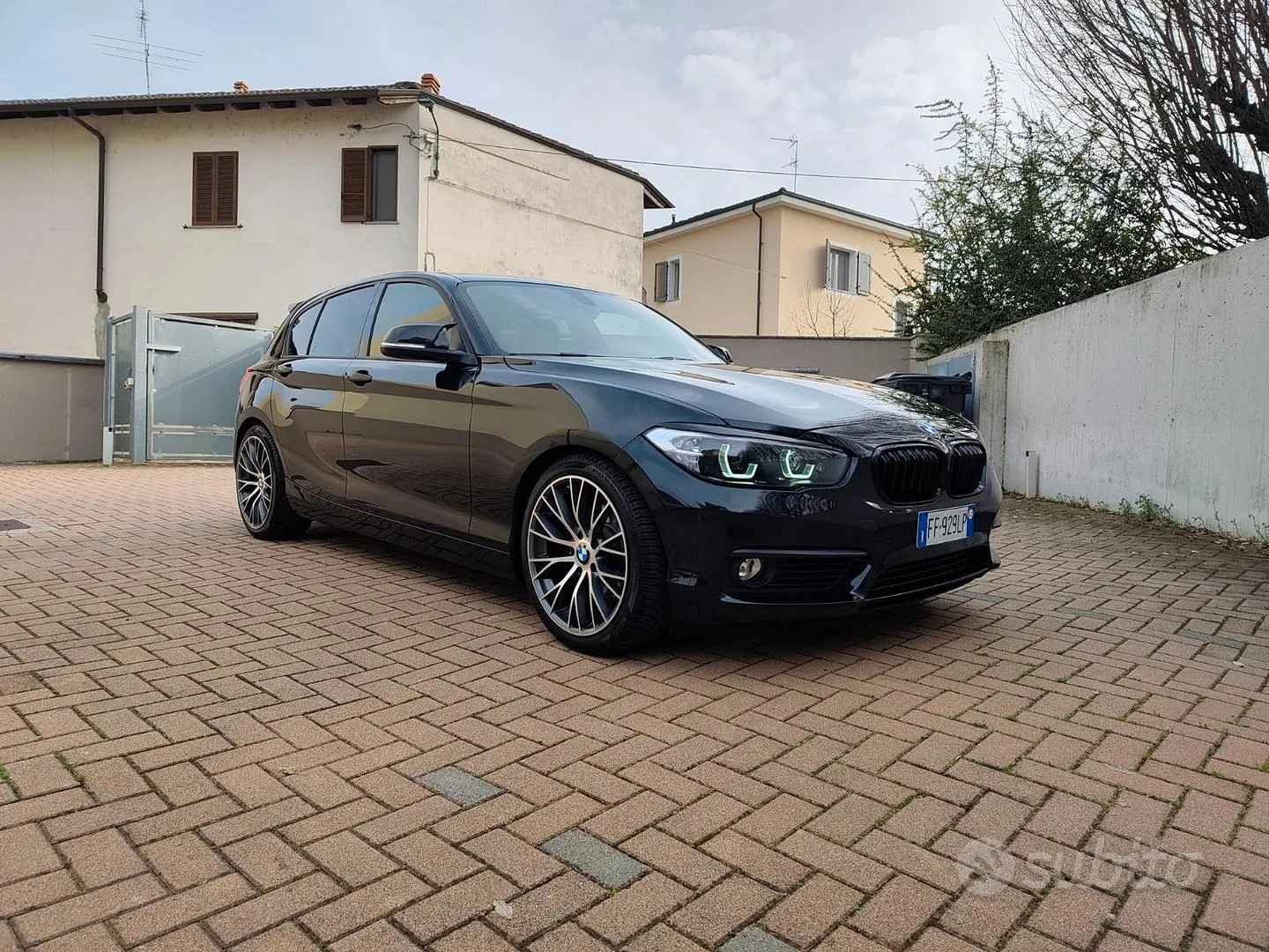 BMW 120I 2016 photo 2