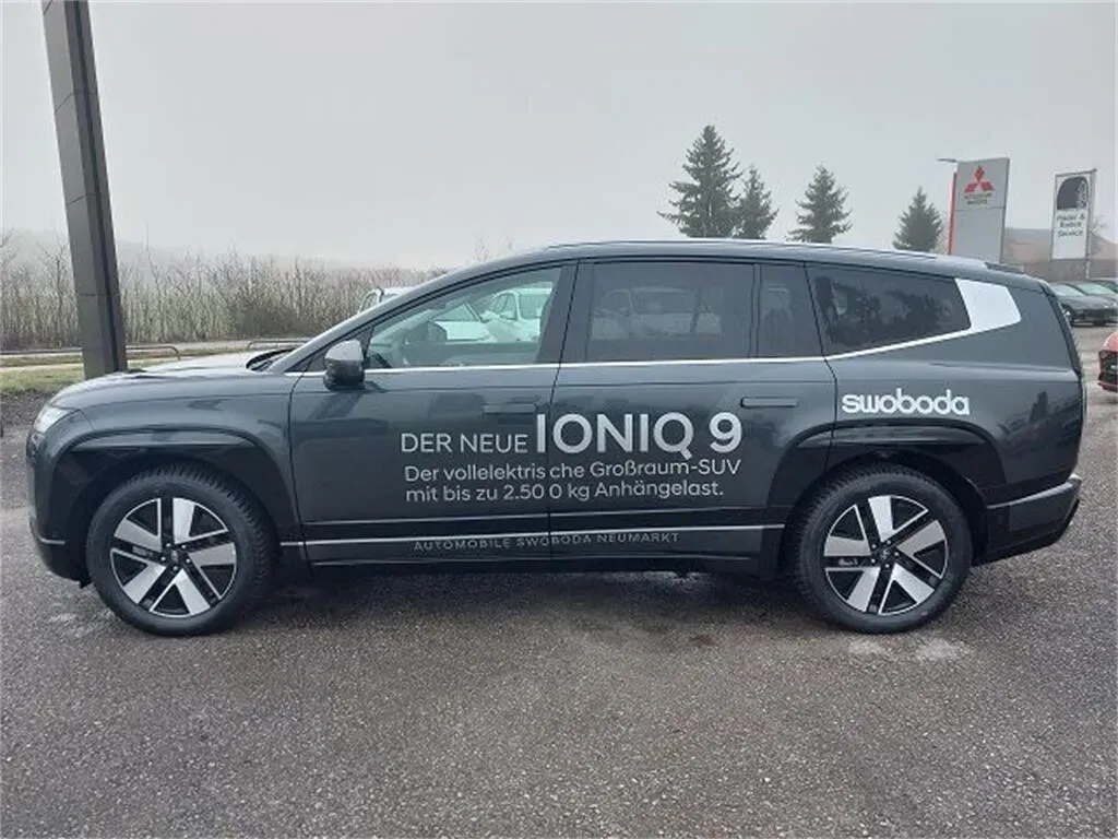Hyundai Ioniq 9 2025 photo 2