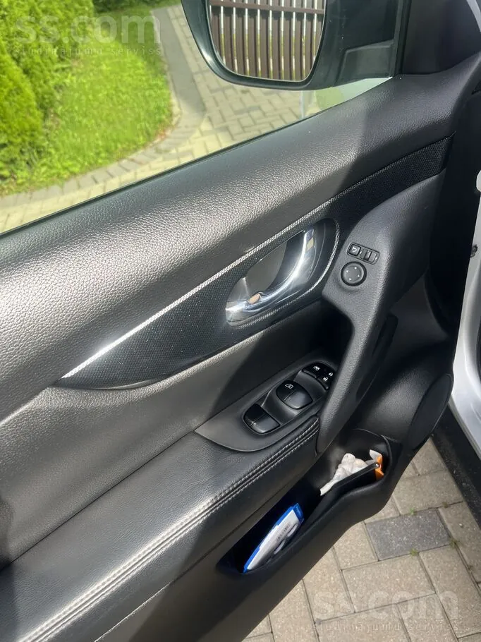 Nissan X-Trail 2015 photo 4