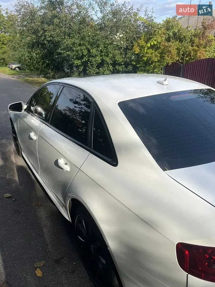 Audi A4 2014 photo 4