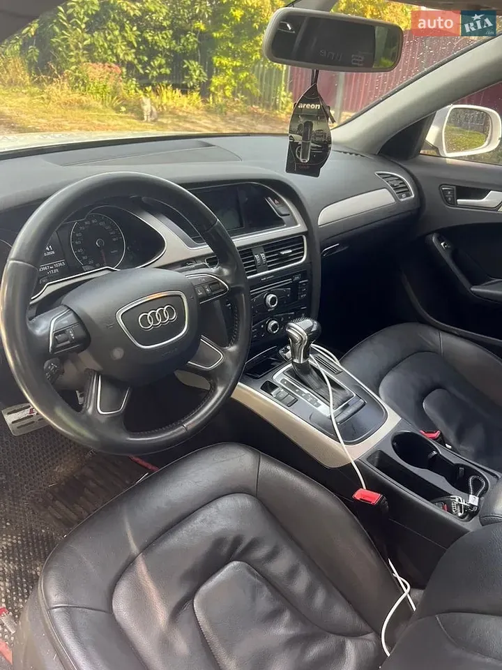 Audi A4 2014 photo 5