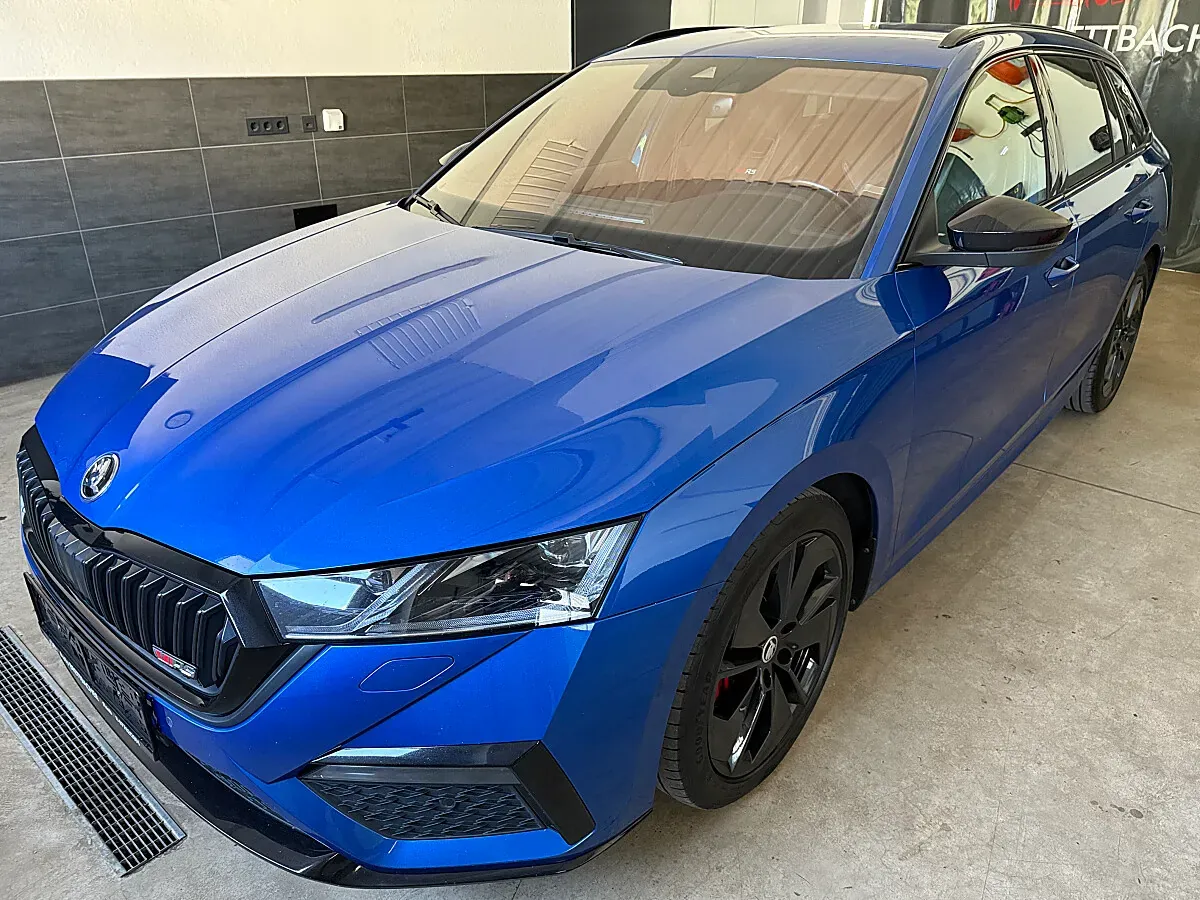 Skoda Octavia 2023 photo 2
