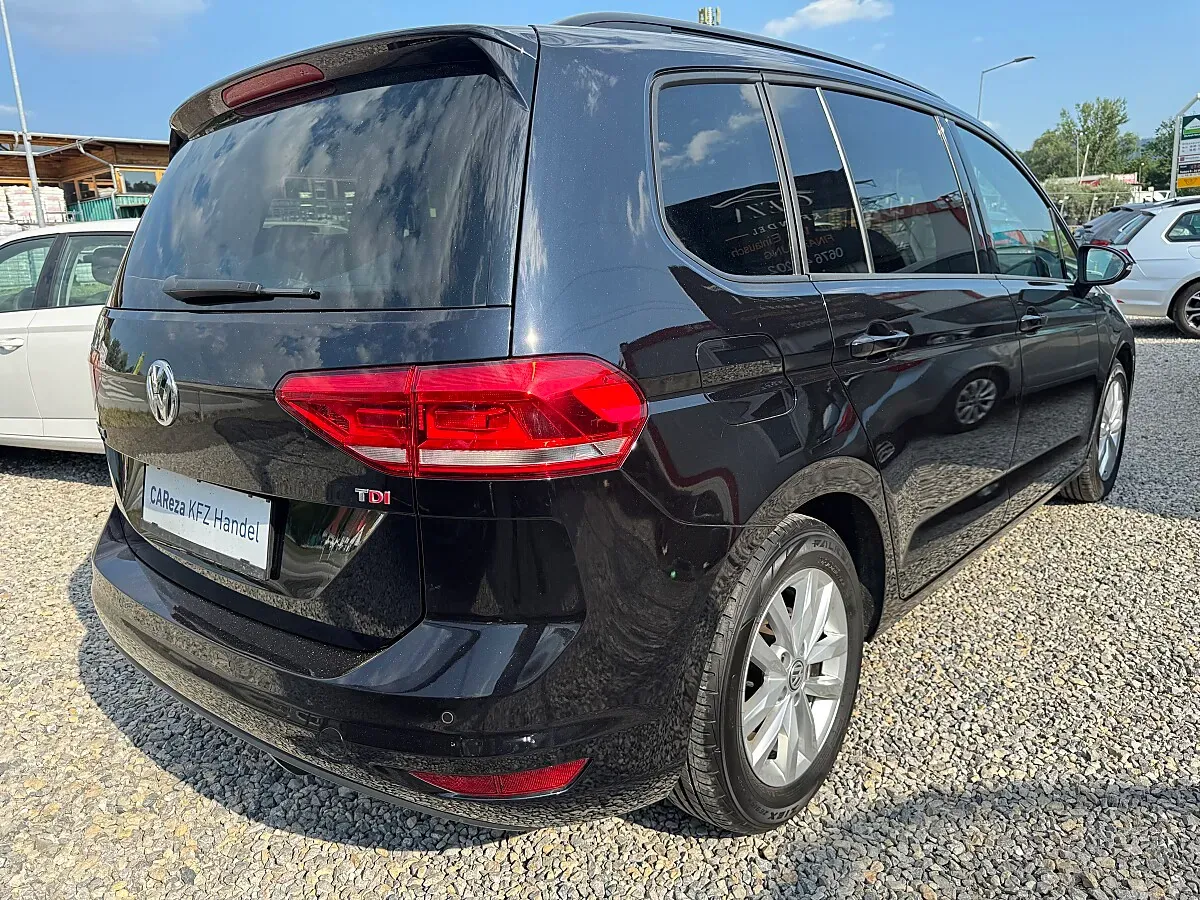 Volkswagen Touran 2017 photo 3