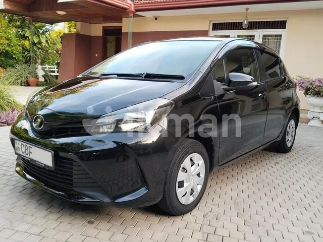 Toyota Vitz 2016 photo 2