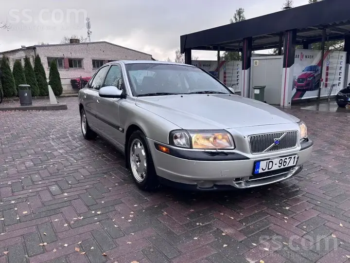 Volvo S80 2000 photo 2