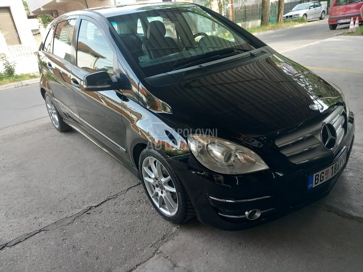 Mercedes-Benz B 170 2008 photo 2