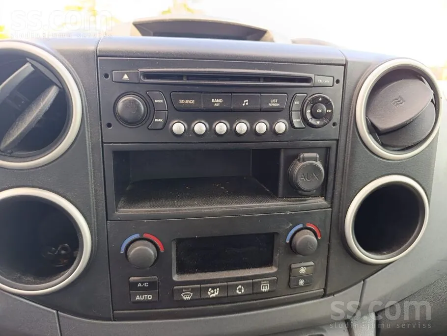 Citroen Berlingo 2010 photo 5