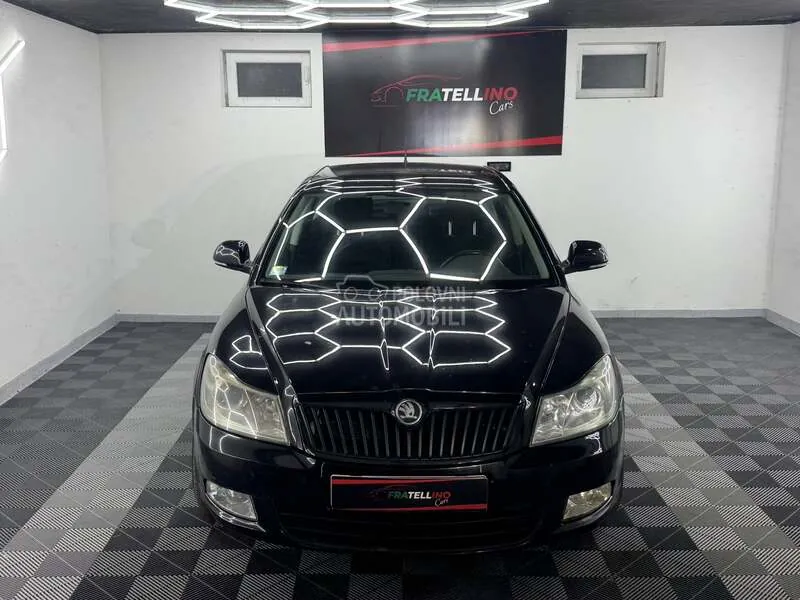 Skoda Octavia 2012 photo 2