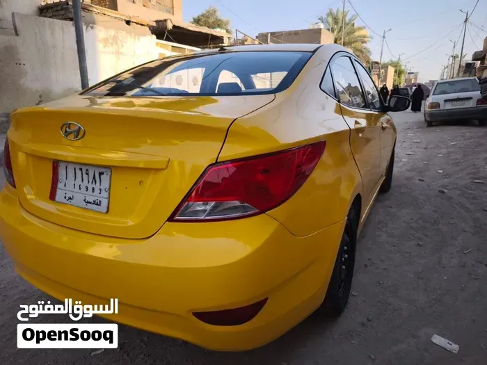 Hyundai Accent 2012 photo 4