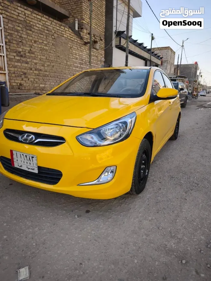 Hyundai Accent 2012 photo 2