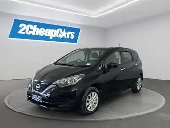 Nissan Note 2016 photo 2