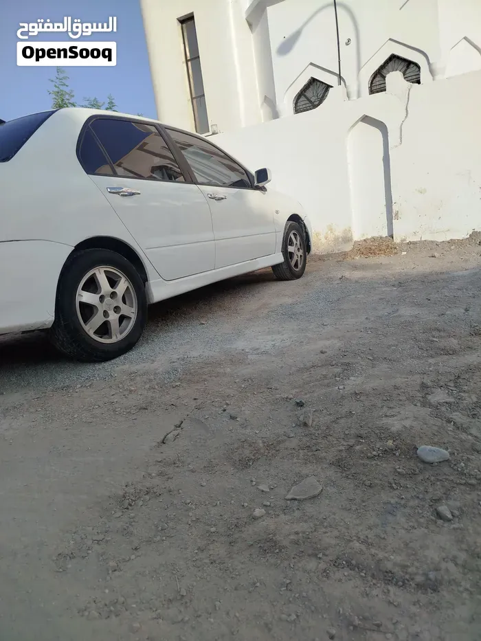 Mitsubishi Lancer