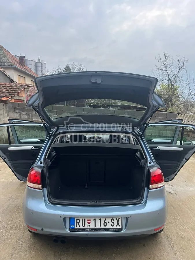 Volkswagen Golf 2009 photo 2