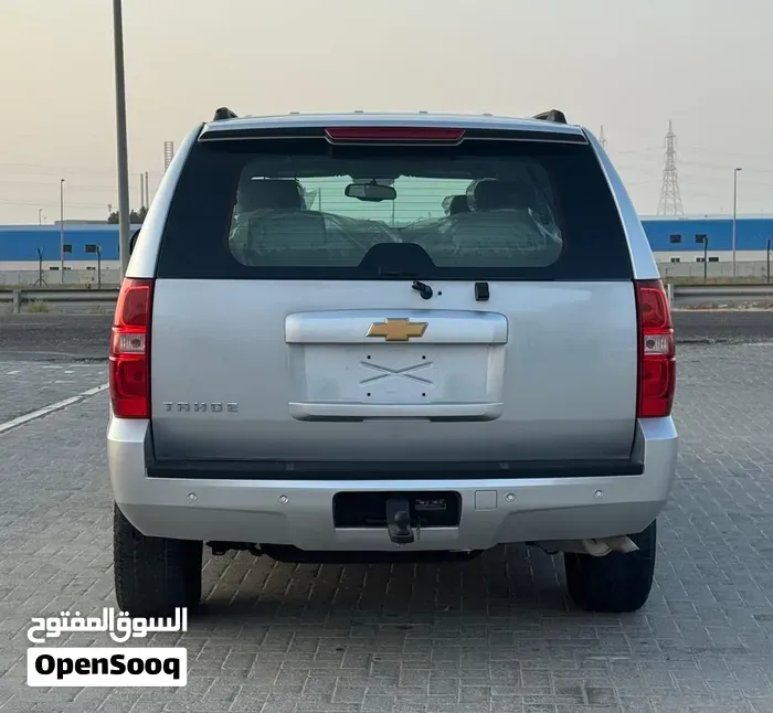 Chevrolet Tahoe 2014 photo 2