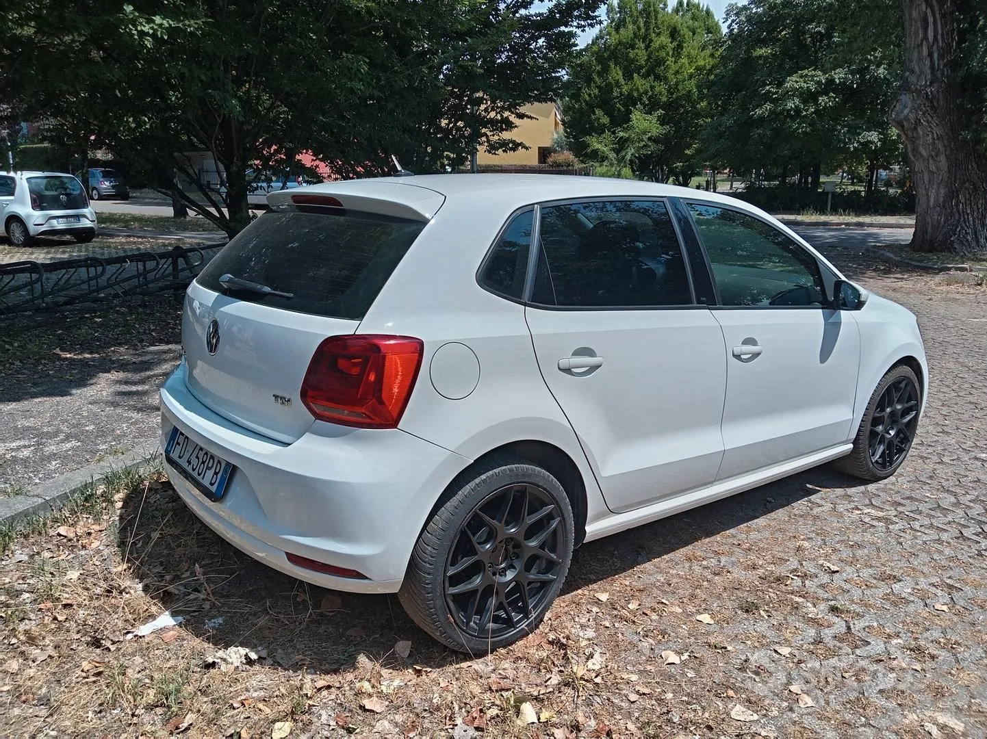 Volkswagen Polo 2016 photo 4