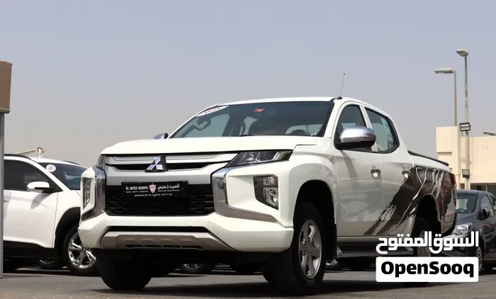 Mitsubishi L200 2022 photo 2