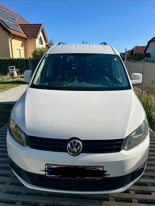 Volkswagen Caddy Maxi 2015 photo 2