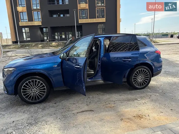 Mercedes-Benz Glc 2026 photo 2