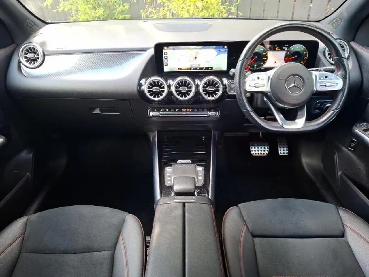 Mercedes-Benz Gla 2023 photo 3