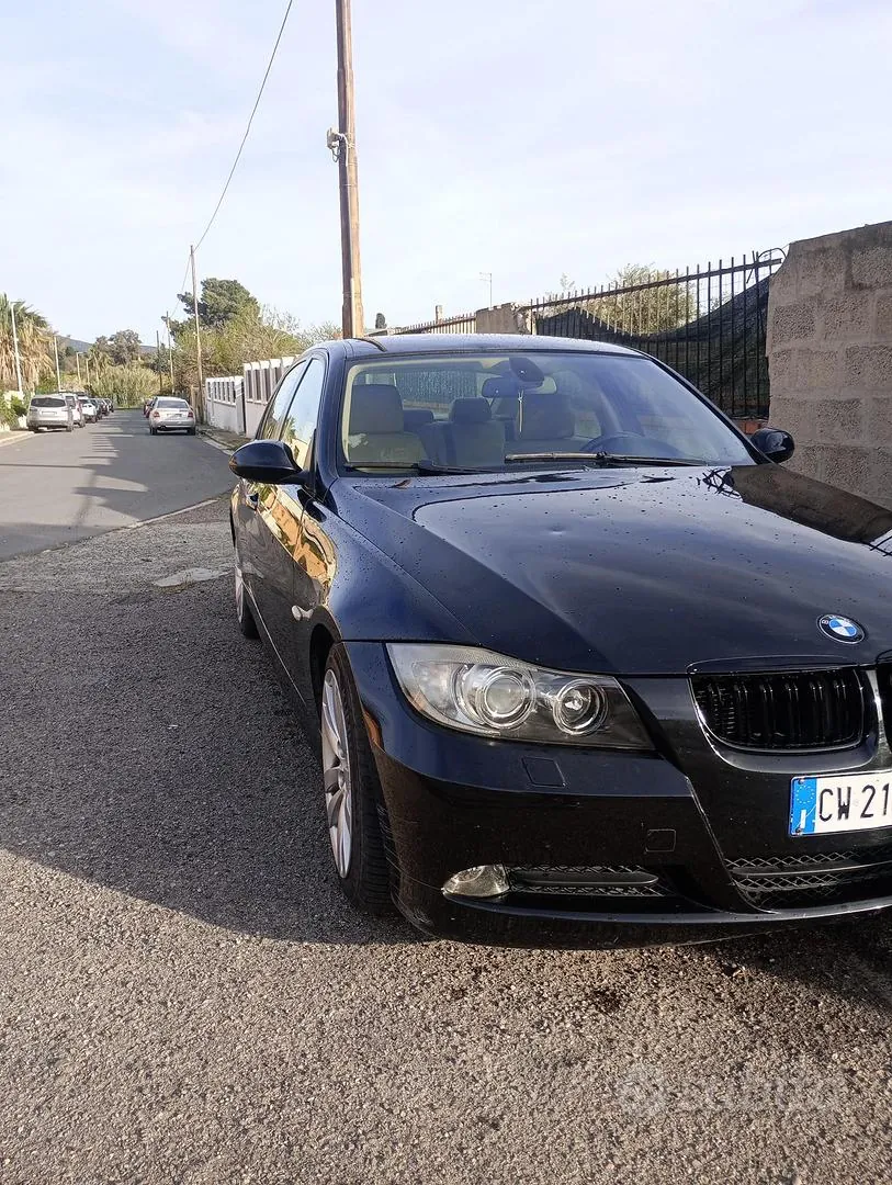 BMW 3 Series 2005 photo 2