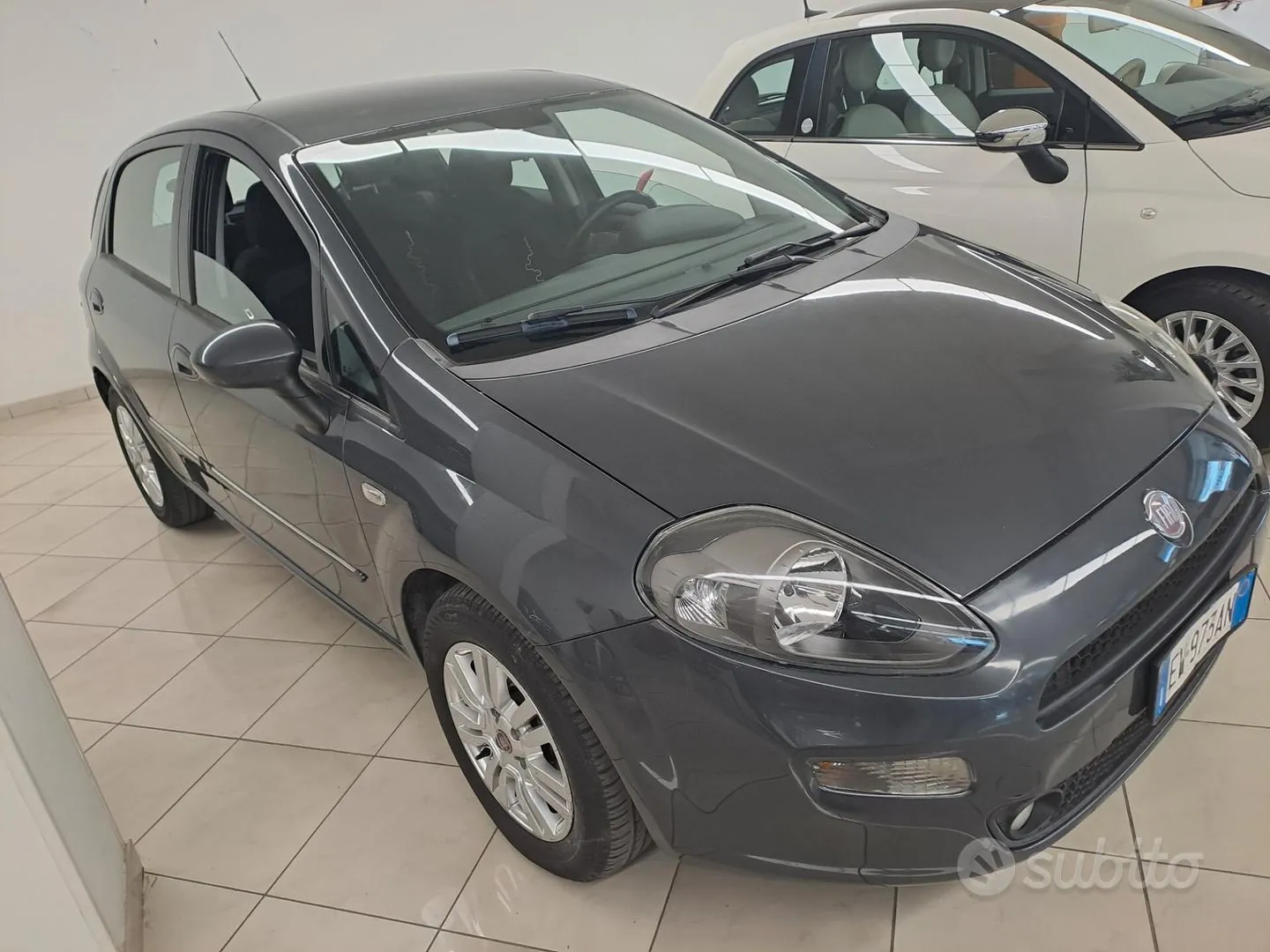 Fiat Punto 2013 photo 2