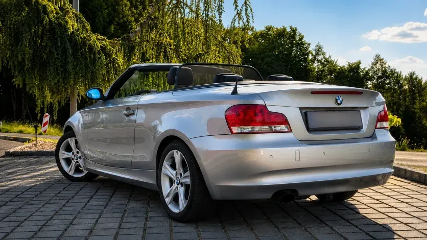 BMW 1 Series 2009 photo 3