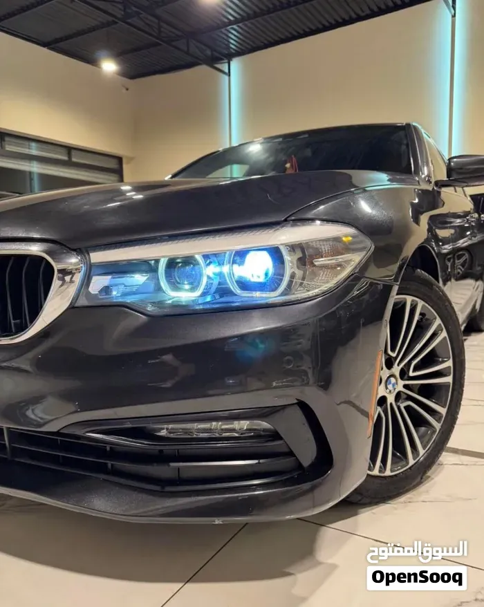 BMW 5 Series 2017 photo 2
