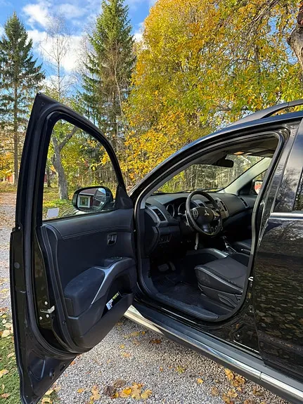 Mitsubishi Outlander 2011 photo 5