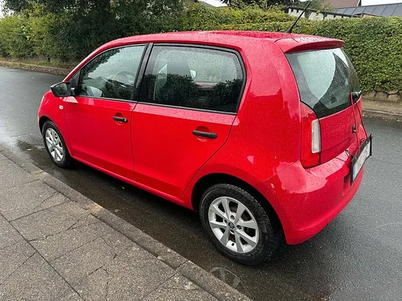 Skoda Citigo 2015 photo 4