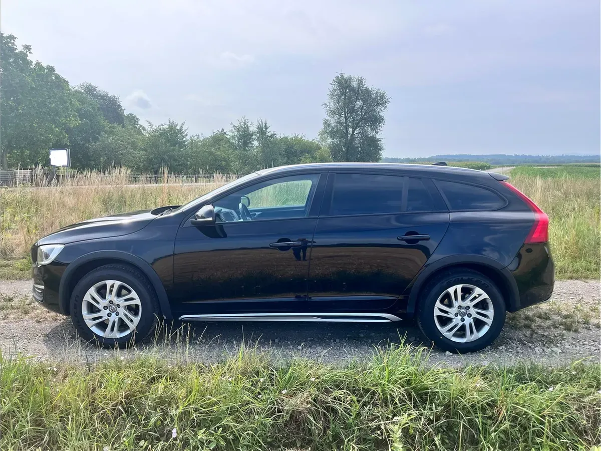 Volvo V60 2016 photo 3