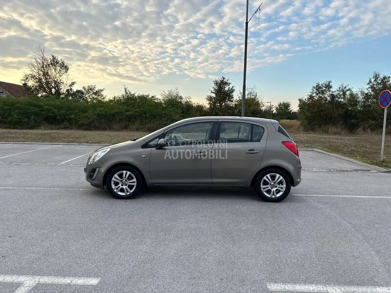 Opel Corsa 2012 photo 4