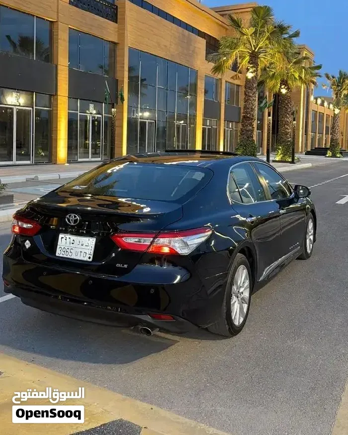 Toyota Camry 2019 photo 4