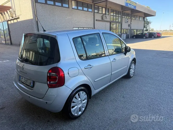 Renault Modus 2013 photo 4