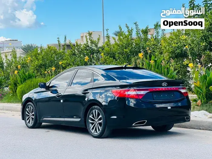 Hyundai Grandeur 2012 photo 3
