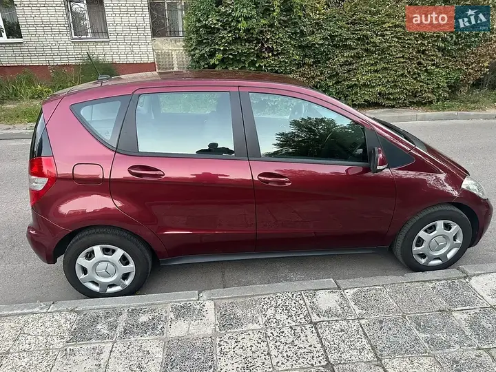 Mercedes-Benz A-Class 2009 photo 3