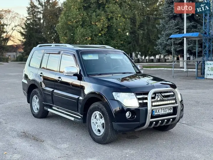 Mitsubishi Pajero Wagon 2007 photo 3