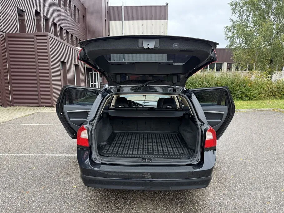 Volvo V70 2008 photo 5